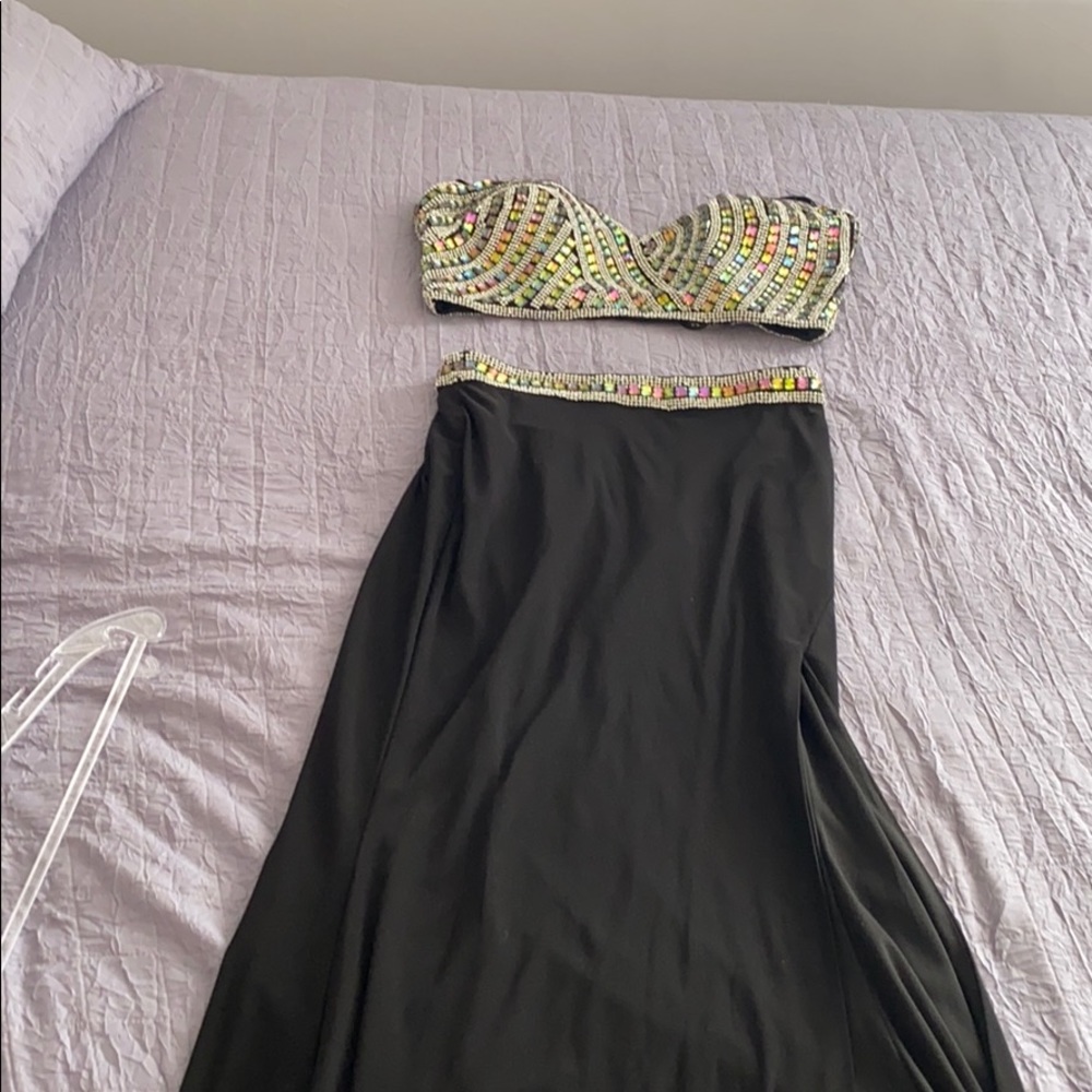 Dress - Picture 4 of 5